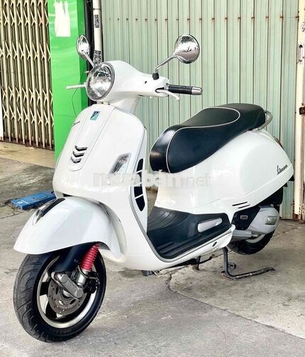 Piaggio Vespa GTS 125/2017 i-Get ABS bao kí giấy