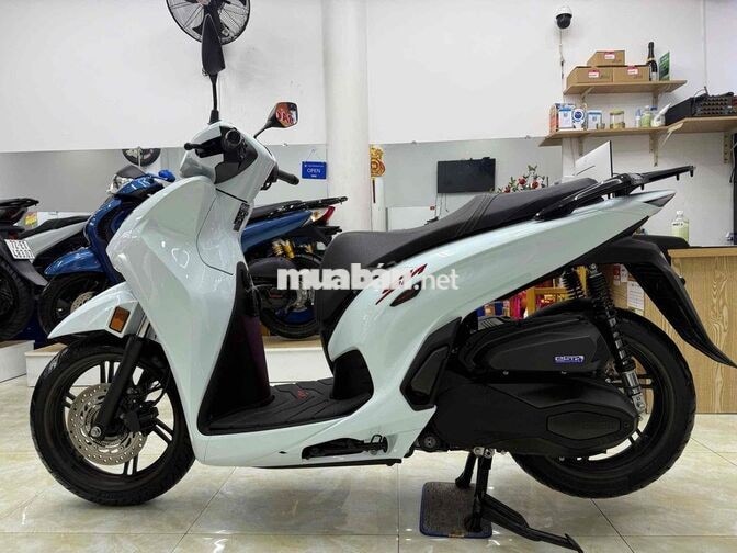 Honda SH 350i 2025 Trắng Spotify 8000 km
