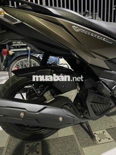 Honda Vario 150cc 2018 Vàng cát
