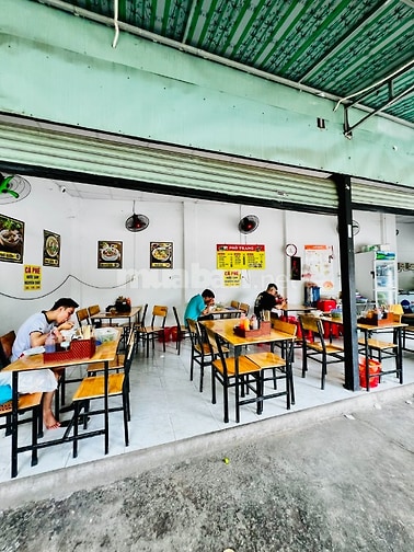 SANG QUÁN PHỞ BÒ GÓC NGÃ TƯ ĐHT3  SONG HÀNH, Q12
