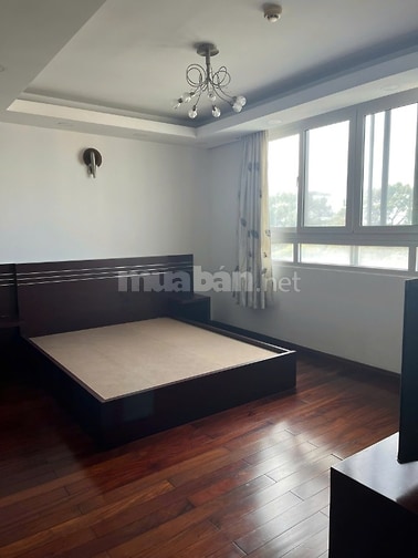 Cho thuê căn hộ HÙNG VƯƠNG PLAZA đầy đủ nội thất có thể ở ngay