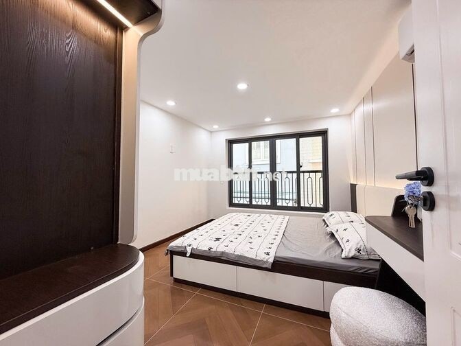 NHÀ ĐẸP Ở NGAY • LÝ THÁI TỔ, P. VƯỜN LÀI, QUẬN 10