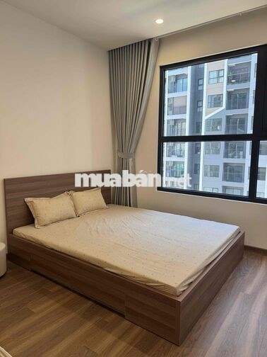chính chủ cho thuê studio toà bervely mới bàn giao