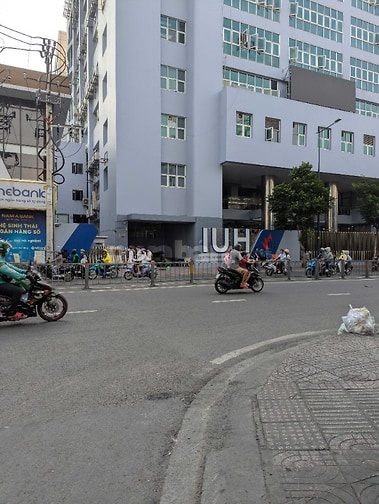 Nhà gần cổng ĐH Công Nghiệp TPHCM - cách 50m đi bộ - Khu cho thuê 