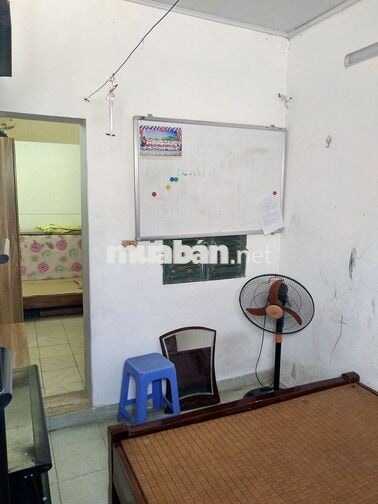 Cho thuê NR 3PN, 2WC, 22m2 x 3 tầng tại Ngõ 218, Chợ Khâm Thiên