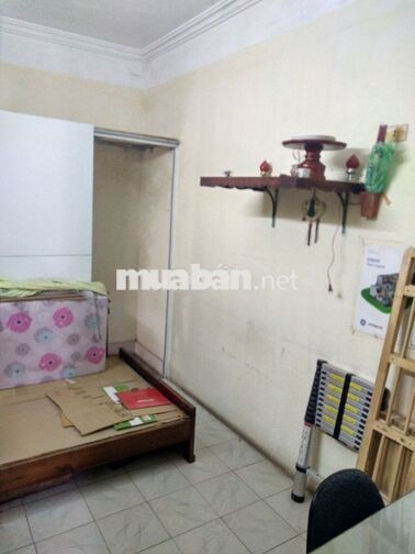 Cho thuê NR 3PN, 2WC, 22m2 x 3 tầng tại Ngõ 218, Chợ Khâm Thiên