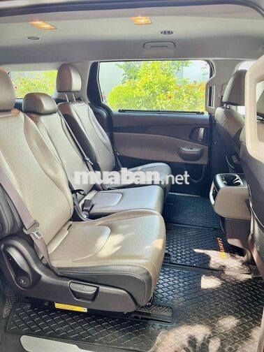 Kia Carnival 2.2 Dầu Luxury 2025 Lướt 25.000km