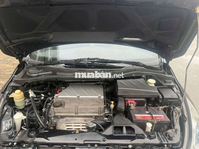 Mitsubishi Grandis 7 chỗ Tự động Đen