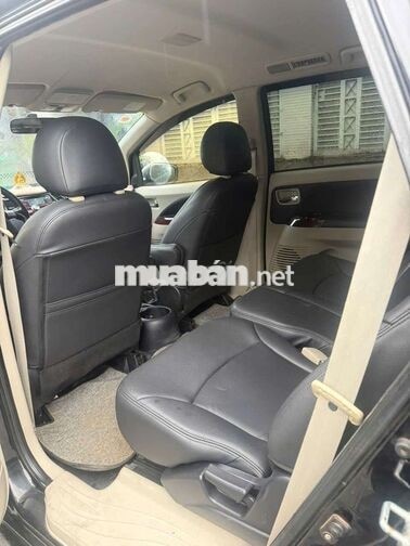 Mitsubishi Grandis 7 chỗ Tự động Đen