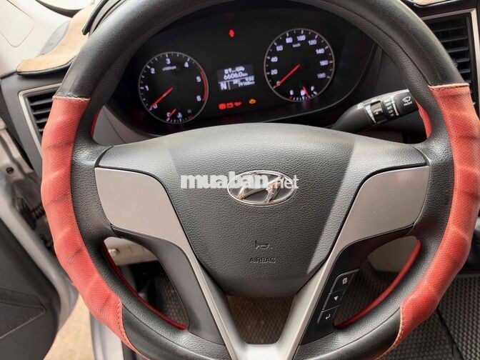 Hyundai Solati 2024 Bạc 79.000km