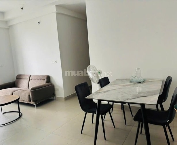 Chung cư Khuông Việt, Tân Phú đang cho thuê căn 3PN giá 14tr/tháng