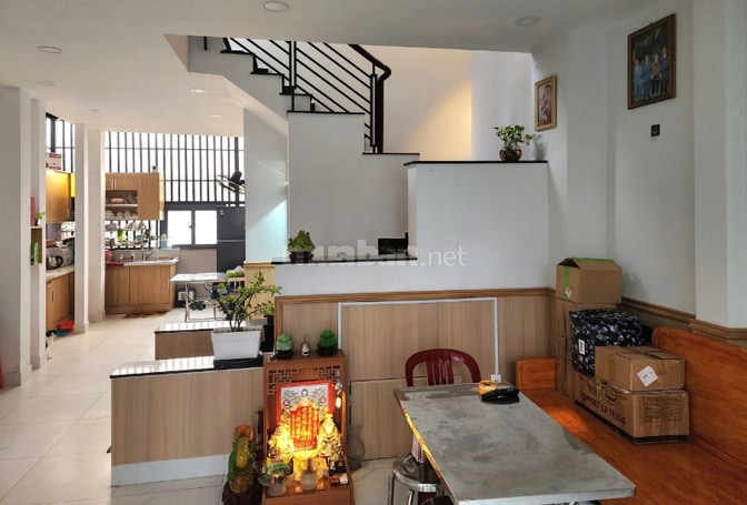 Đi nước ngoài cần bán gấp nhà số 2/1/1 đường 38, P Thủ Đức, Tp HCM