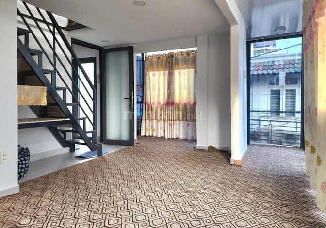 Đi nước ngoài cần bán gấp nhà số 2/1/1 đường 38, P Thủ Đức, Tp HCM
