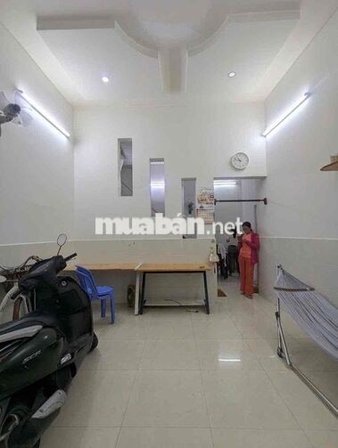 41m2 - Trệt Lầu BTCT - Cách Vài Căn Ra Hẻm Xe Hơi - Không Dính Lộ Giới