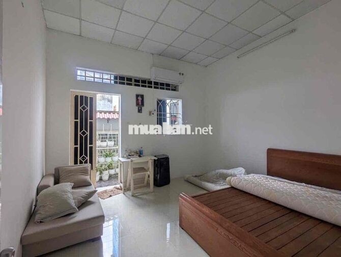 41m2 - Trệt Lầu BTCT - Cách Vài Căn Ra Hẻm Xe Hơi - Không Dính Lộ Giới