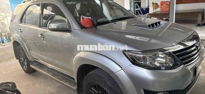 Toyota Fortuner 2016 Dầu Bạc 92441 km