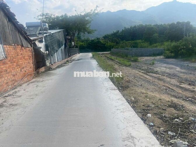 chính chủ cần bán đất Phước Đồng Tp Nha Trang