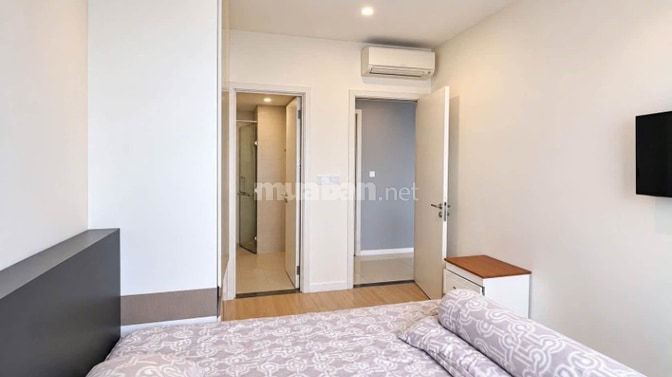 (Chủ bán)Sang tên luôn ở liền 2tỷ 2PN 50M2 Lầu 6 Nơ Trang Long Full NT