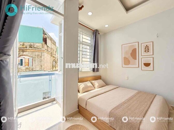 KHAI TRƯƠNG CĂN HỘ BAN CONG NGAY NGÃ TƯ PHAN ĐĂNG LƯU PHÚ NHUẬN