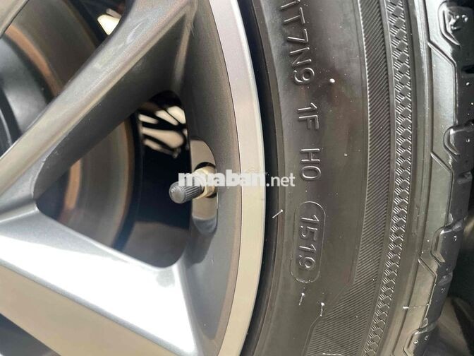 Hyundai Kona 1.6 T Tự động Trắng 9915 km