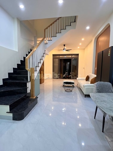 Bán nhà Tam Bình, vị trí đẹp (hàng hiếm)