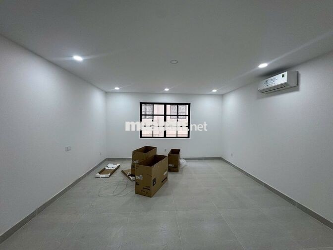 Cho thuê nguyên căn Cityland có thang máy, cho làm văn phòng chia sẻ