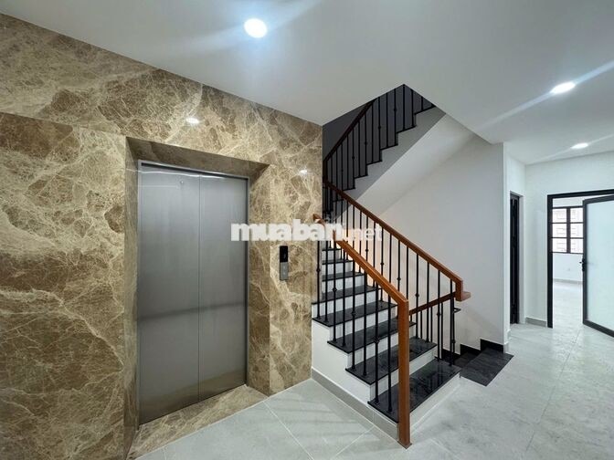 Cho thuê nguyên căn Cityland có thang máy, cho làm văn phòng chia sẻ