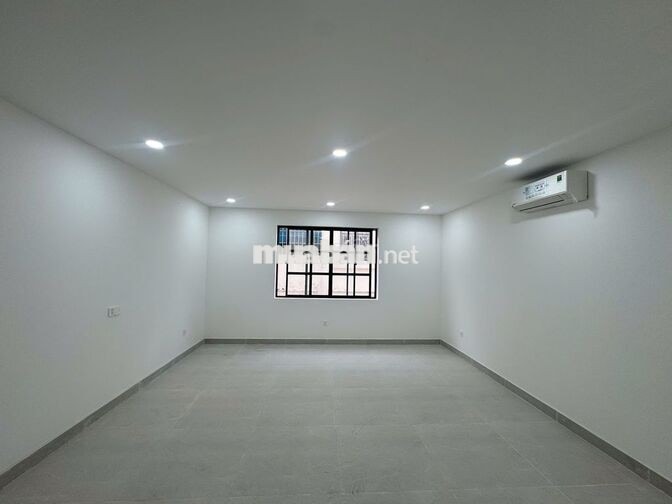 Cho thuê nguyên căn Cityland có thang máy, cho làm văn phòng chia sẻ