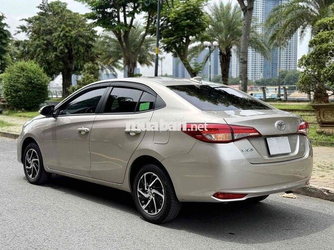 Toyota Vios E CVT 2022 Lướt 31.000km