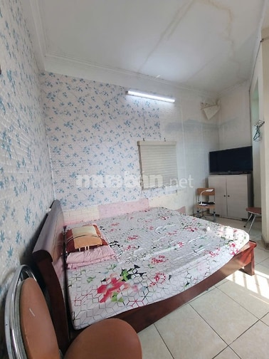 Cho thuê nhà phố Hoàng Văn Thái, 3 ngủ, 2 vệ sinh, giá 9 triệu/tháng