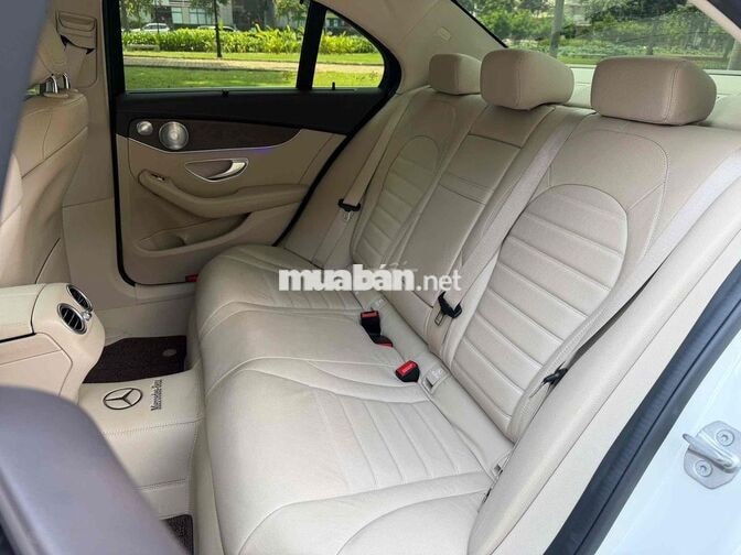 Mercedes C200 Exclusive 2020 Trắng 54.000km