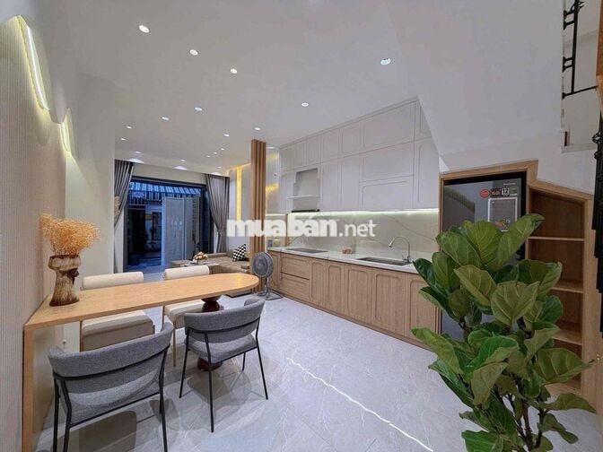 105 ✨ 🏡 CHO THUÊ NHÀ 3 TẦNG VỊ TRÍ ĐẸP – SAU NGUYỄN ĐỨC TRUNG