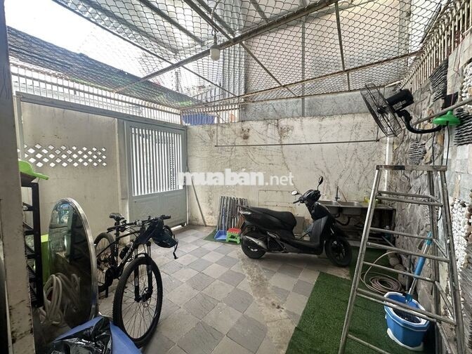 Nhà 2 Lầu 3PN Mặt Tiền Gần Vincom Hùng Vương chỉ 8 triệu