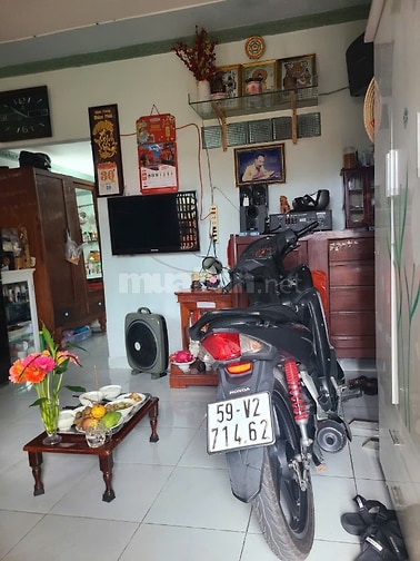 Kẹt tiền cần bán nhà ( T+ L) Rẻ Nhất Quận 12 ( Diện tích 64m2 giá 1 tỷ