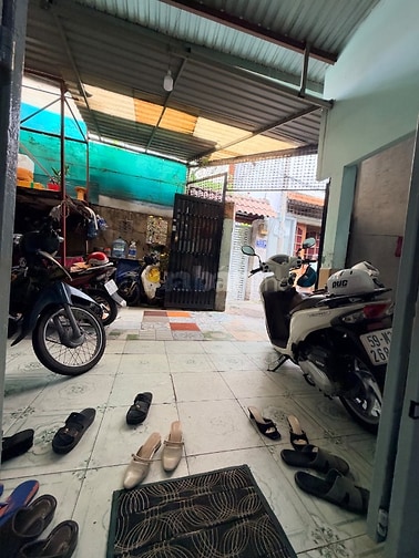 Bán nhà Lê Trọng Tấn, ngay ĐH Công Thương, 85.6m2 chỉ 4.9 tỷ