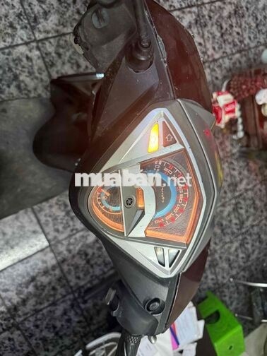 Yamaha Luvas 125cc nhut doi  2012