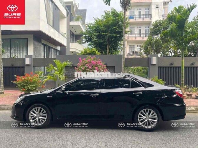 Toyota Camry 2.0E 2017 Đen 5 chỗ 89.000 km