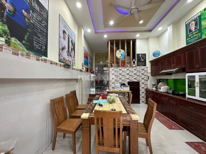 BÁN NHÀ 2 MẶT TIỀN ĐƯỜNG 6M _ 6 PHÒNG NGỦ _BÌNH HƯNG HÒA, BÌNH TÂN