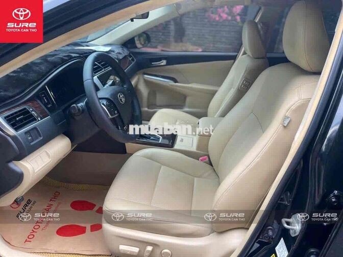 Toyota Camry 2.0E 2017 Đen 5 chỗ 89.000 km