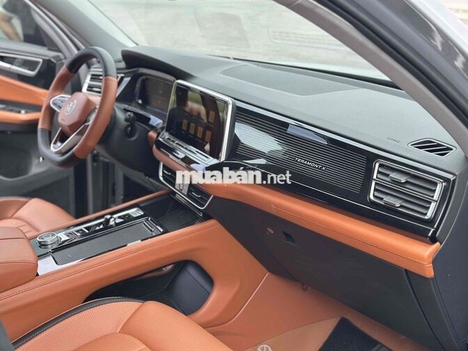 Volkswagen Teramont X Platinum 2024 Xám 1v km