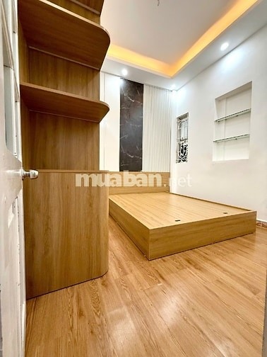 CHÍNH CHỦ GIẢM GIÁ BÁN GẤP NHÀ GẦN HỒ TÂY - Ô TÔ ĐỖ CỔNG