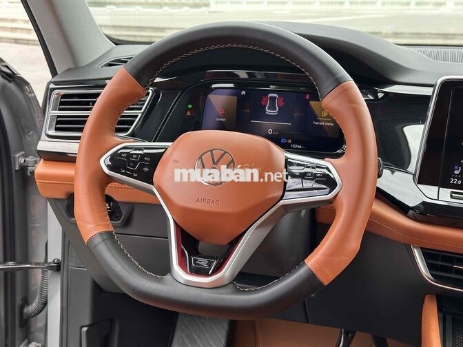 Volkswagen Teramont X Platinum 2024 Xám 1v km