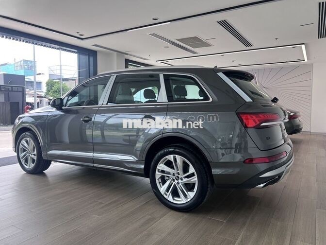 Audi Q7 45 TFSI Quattro 2026 - 3 Tỷ 399 Triệu