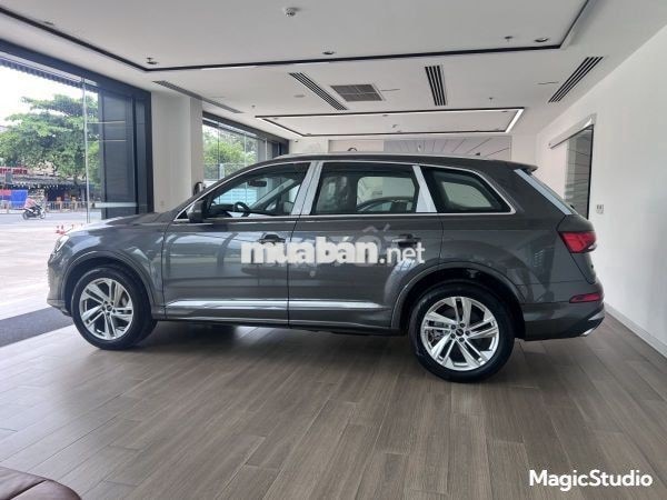 Audi Q7 45 TFSI Quattro 2026 - 3 Tỷ 399 Triệu