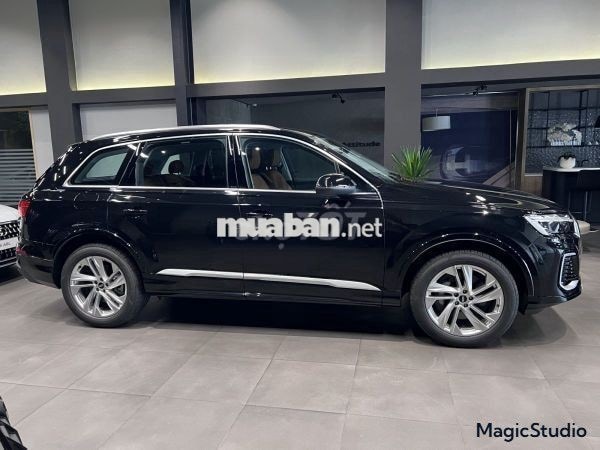 Audi Q7 45 TFSI Quattro 2026 - 3 Tỷ 399 Triệu