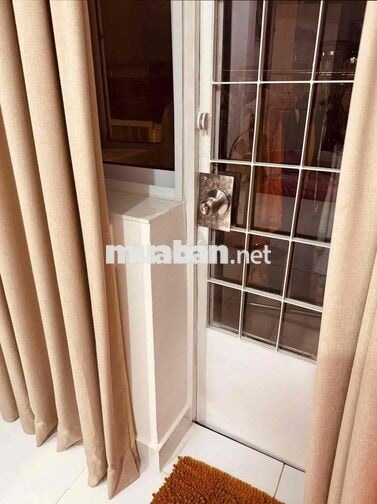 Bán căn hộ mini , khu Phan Xích Long , mặt tiền đường Hoa Sứ