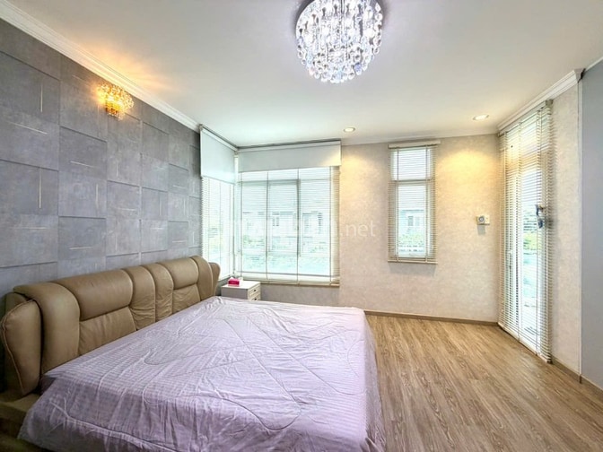 Biệt thự cao cấp Villa Park, Long Trường, Quận 9, 191m2, giá 27.5 tỷ. 