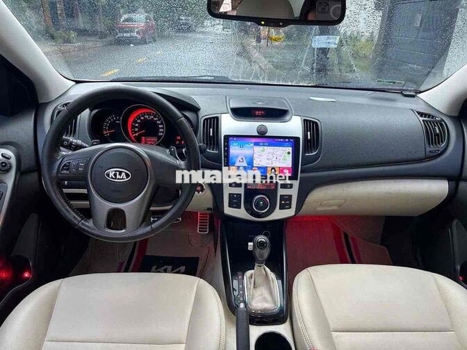 Kia Cerato 2024 Vàng cát 5 chỗ