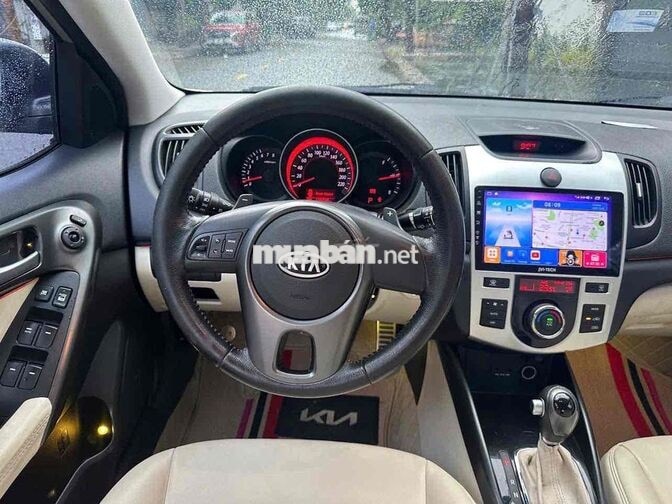 Kia Cerato 2024 Vàng cát 5 chỗ