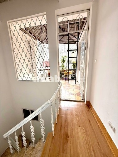 CHÍNH CHỦ GIẢM GIÁ BÁN GẤP NHÀ GẦN HỒ TÂY - Ô TÔ ĐỖ CỔNG